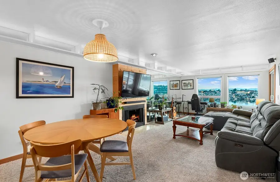 2401 8th Avenue N #202, Seattle, WA 98109 - Image #2