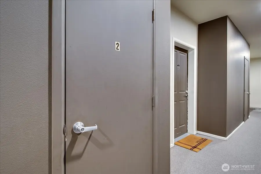 517 225th Lane Ne #E102, Sammamish, WA 98074 - Image #2