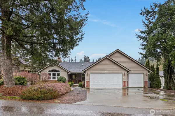 2487 S Flower Avenue, Port Orchard, WA 98366