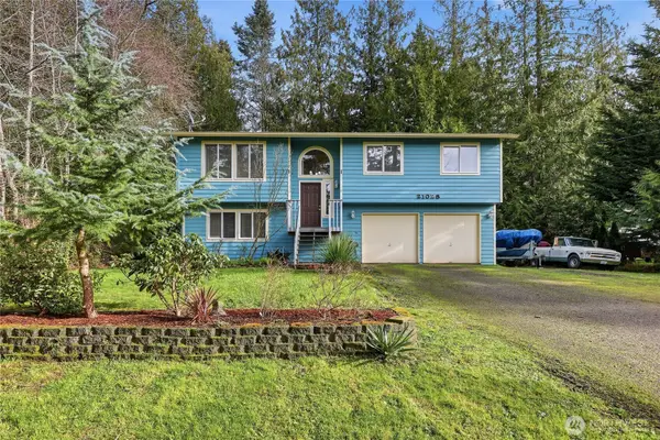21028 Virginia Avenue Ne, Kingston, WA 98346