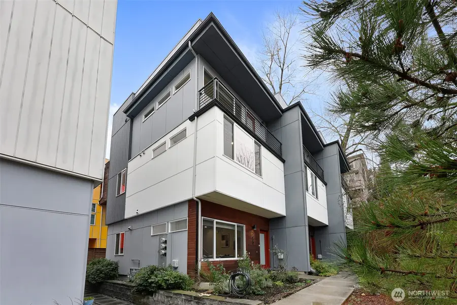 3660 Courtland Place S, Seattle, WA 98144 - #2