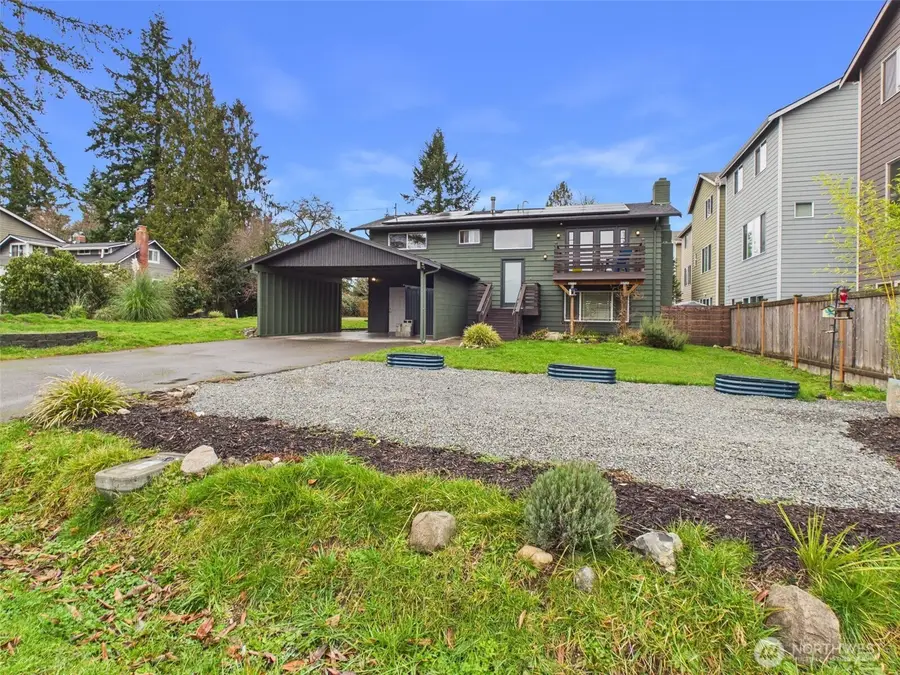 215 Hubbard Road, Lynnwood, WA 98036 - Image #2