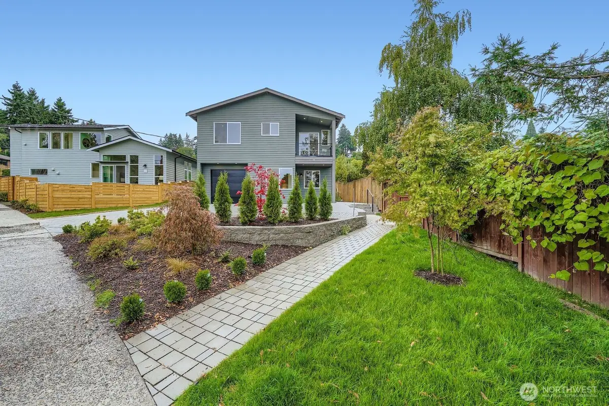 8810 41st Avenue Sw, Seattle, WA 98136 - Image #1