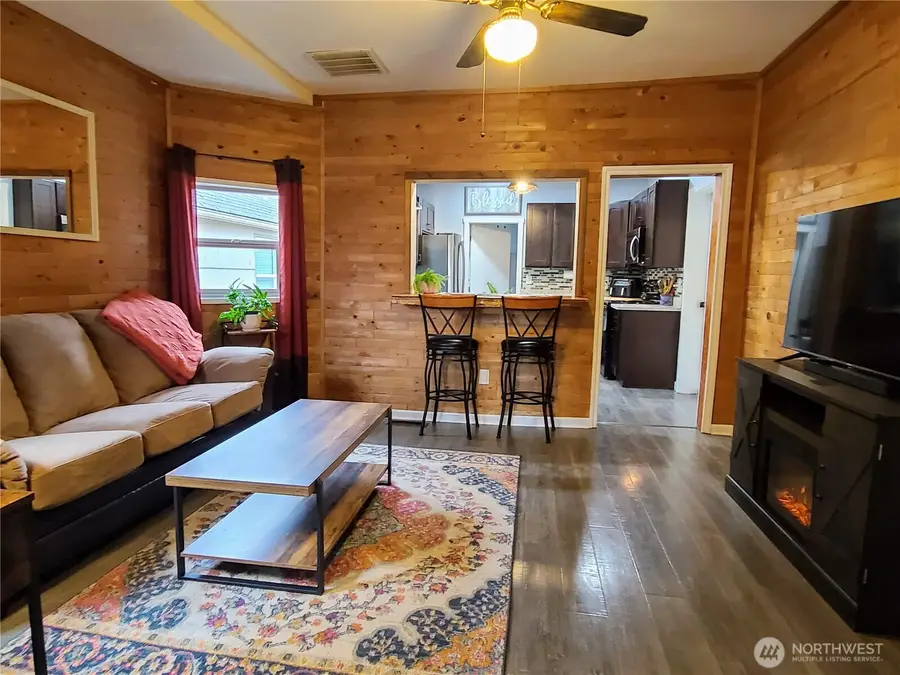 5834 S Montgomery Street, Tacoma, WA 98409 - Image #2