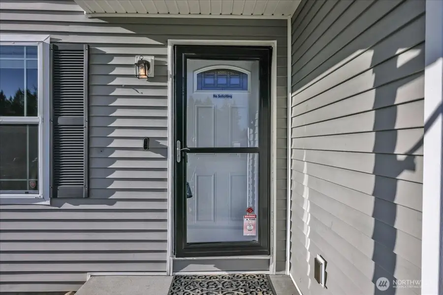 414 Easy Street Se, Rainier, WA 98576 - Image #2