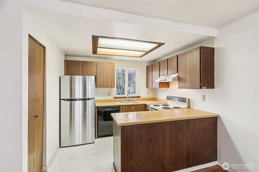 8823 Holly Drive #D203, Everett, WA 98208 - #3