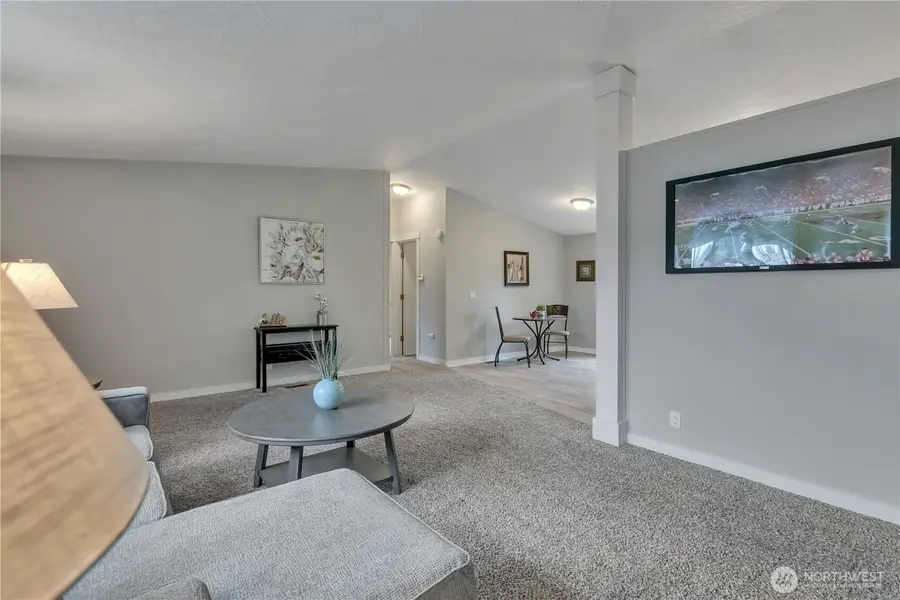 12818 Prairie Ridge Drive E, Bonney Lake, WA 98391 - Image #3