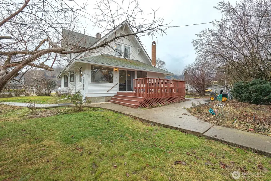 811 Pioneer Avenue, Cashmere, WA 98815 - #2