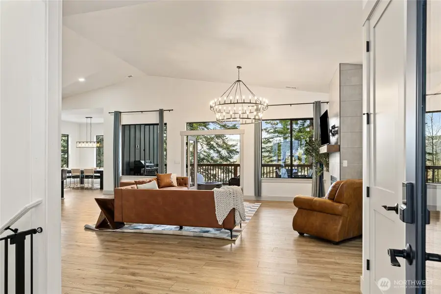 1450 Nelson Siding, Cle Elum, WA 98922 - Image #2