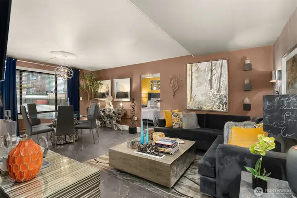 1105 Spring Street #211, Seattle, WA 98104