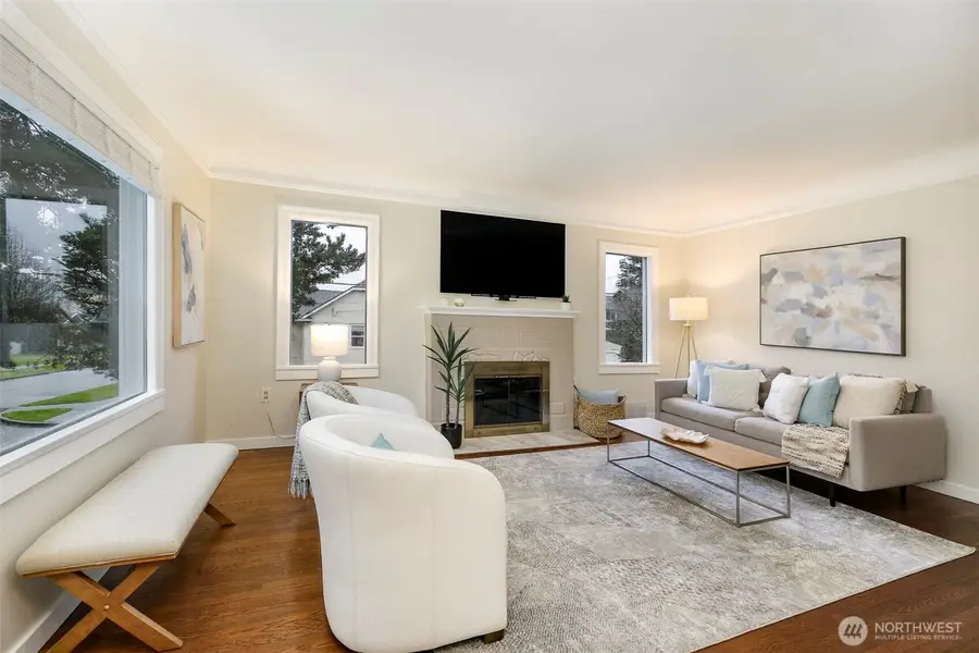 7501 25th Avenue Nw, Seattle, WA 98117 - #3