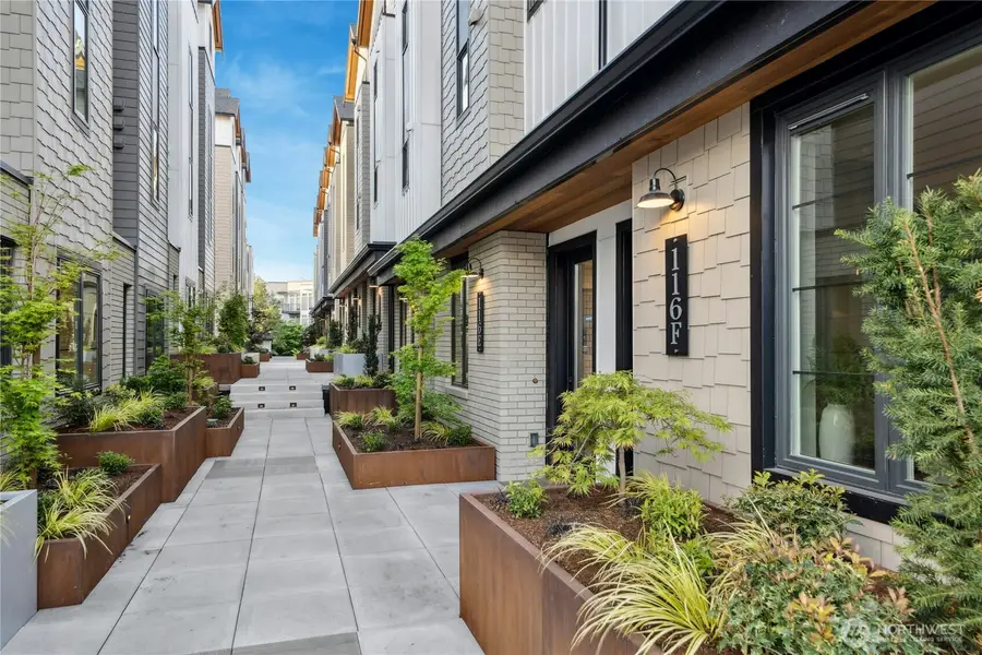116 2nd Street S, Kirkland, WA 98033 - Image #2