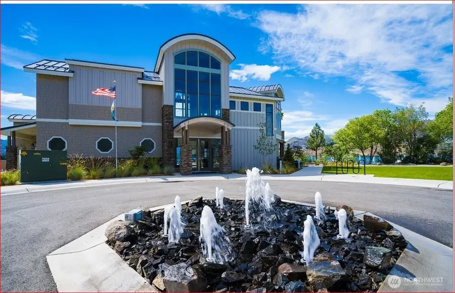 1350 W Woodin Avenue #WD-5, Chelan, WA 98816 - #3