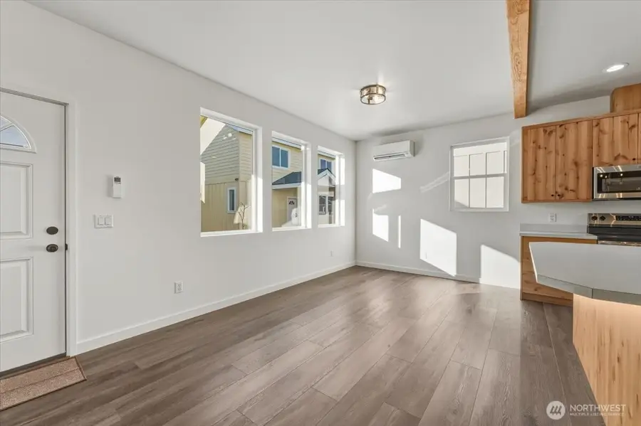 407 E Okanogan Avenue, Chelan, WA 98816 - #3