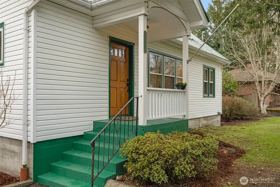 1743 NE 130th Place, Seattle, WA 98125 - Image #2