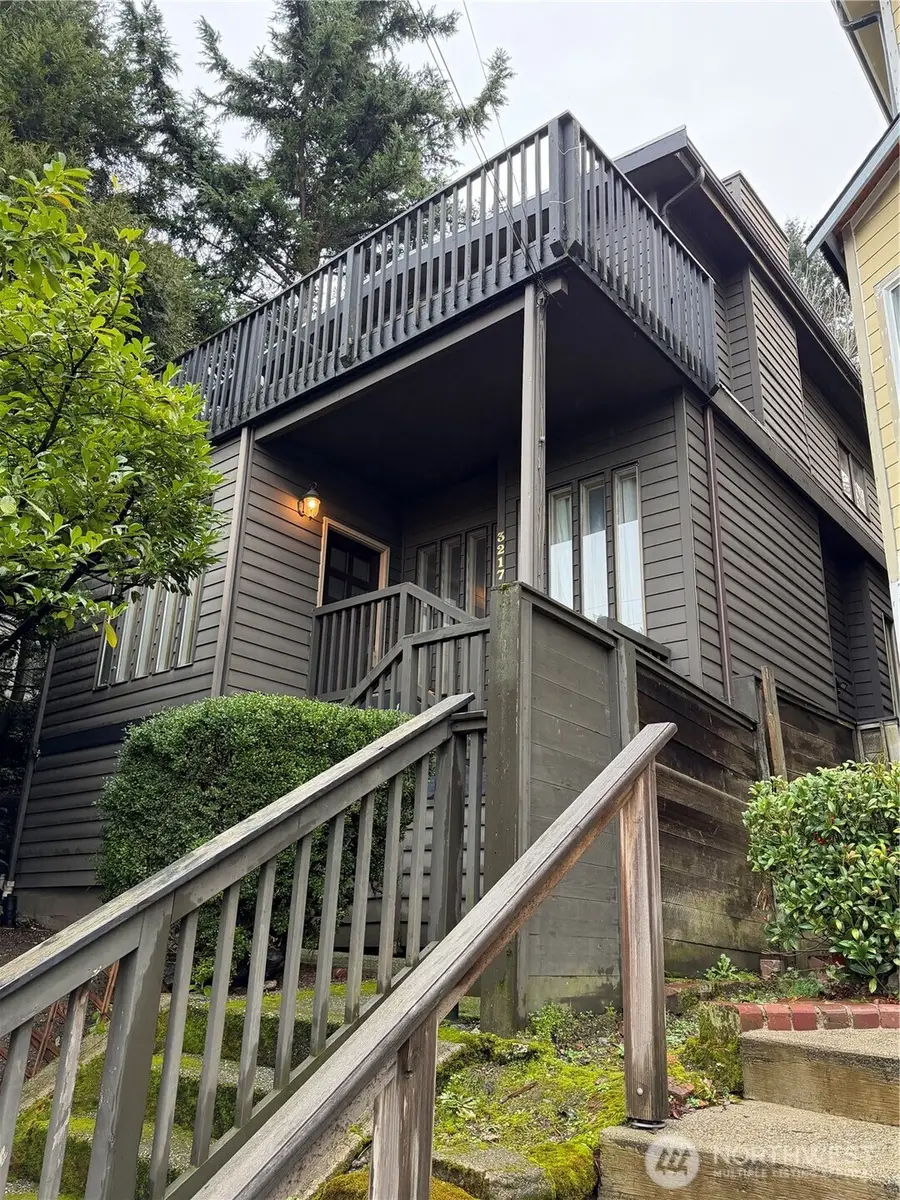 3217 E Madison Street, Seattle, WA 98112 - Image #2