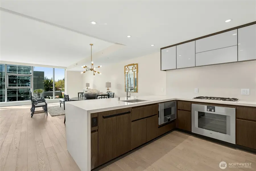 188 Bellevue Way Ne #303, Bellevue, WA 98004 - Image #3