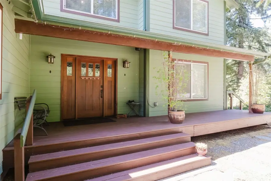 13818 Glenwood Road Sw, Port Orchard, WA 98367 - Image #2