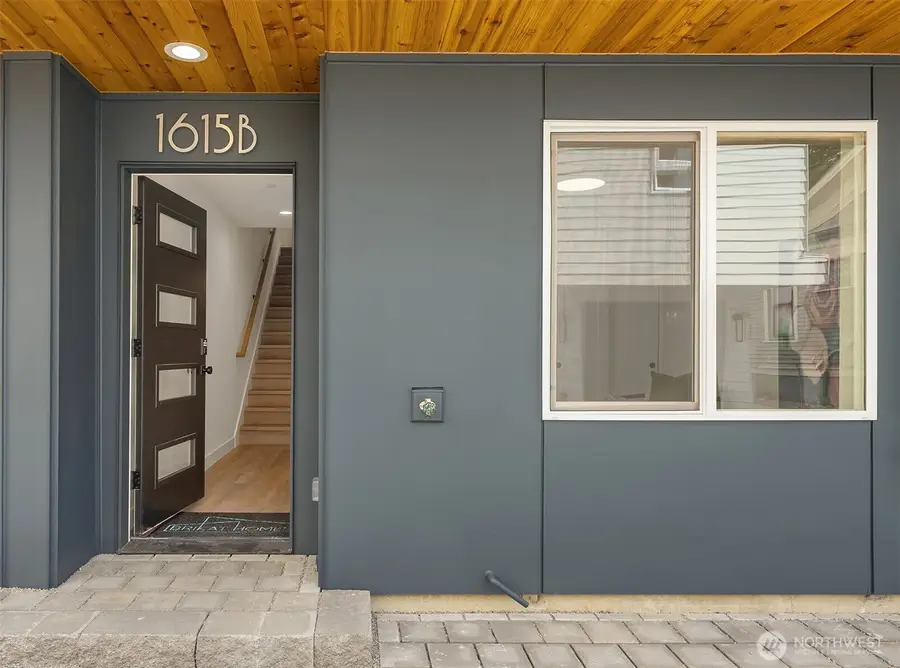 1615 N 50th Street #B, Seattle, WA 98103 - Image #2