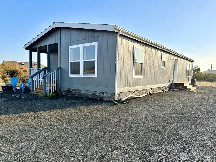 461 Sportsmens Street Sw, Ocean Shores, WA 98569 - Image #3