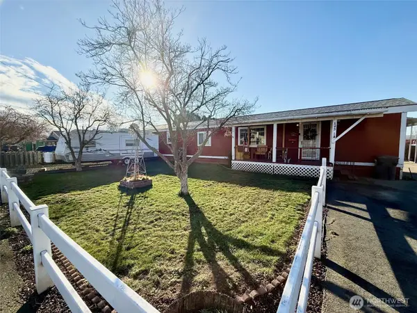 345 NE Della Avenue, College Place, WA 99324