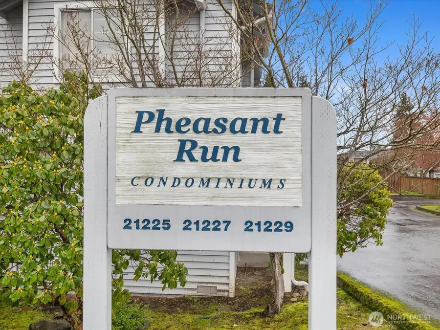 21227 76th Avenue W #B8, Edmonds, WA 98026 - Image #3