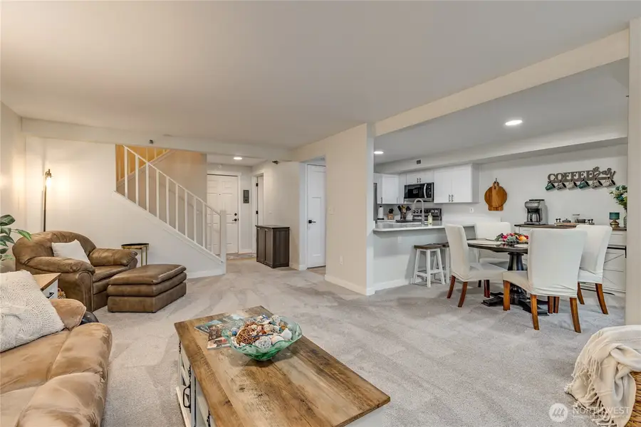 3939 10th Street Se #B4, Puyallup, WA 98374 - Image #2