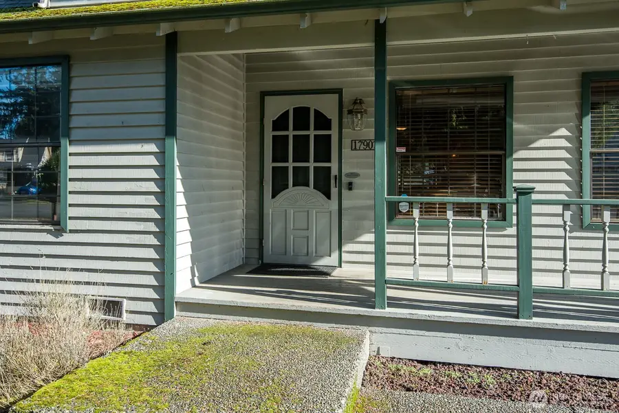 17907 37th Drive Ne, Arlington, WA 98223 - #2