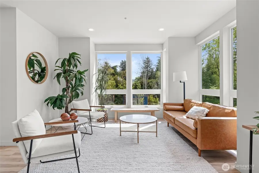 12225 Roseberg Avenue S #2, Seattle, WA 98168 - Image #2