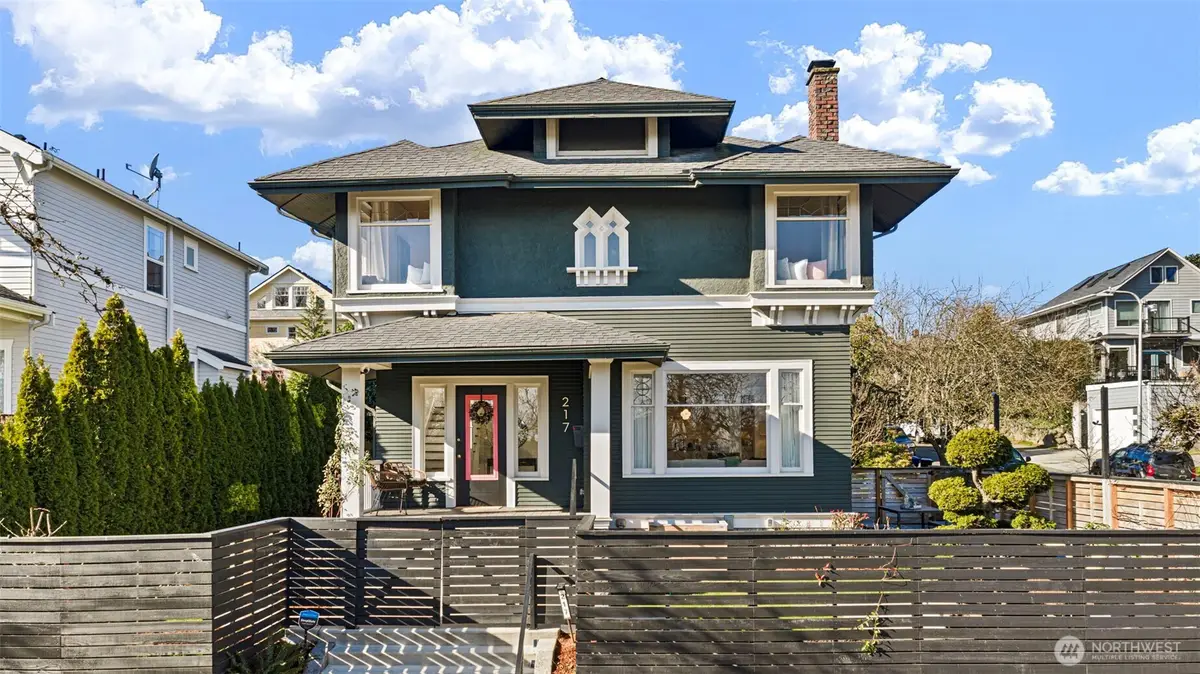 217 30th Avenue, Seattle, WA 98122 - #1