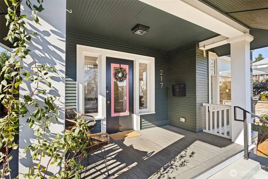 217 30th Avenue, Seattle, WA 98122 - #2