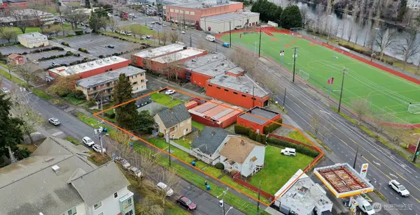 14 , 18, 22-30 W Cremona St, Seattle, WA 98119