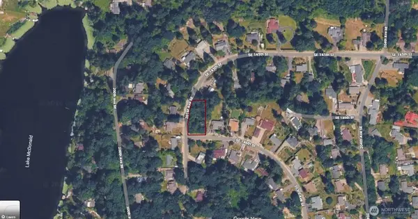 145 201st Avenue Se #35, Renton, WA 98058