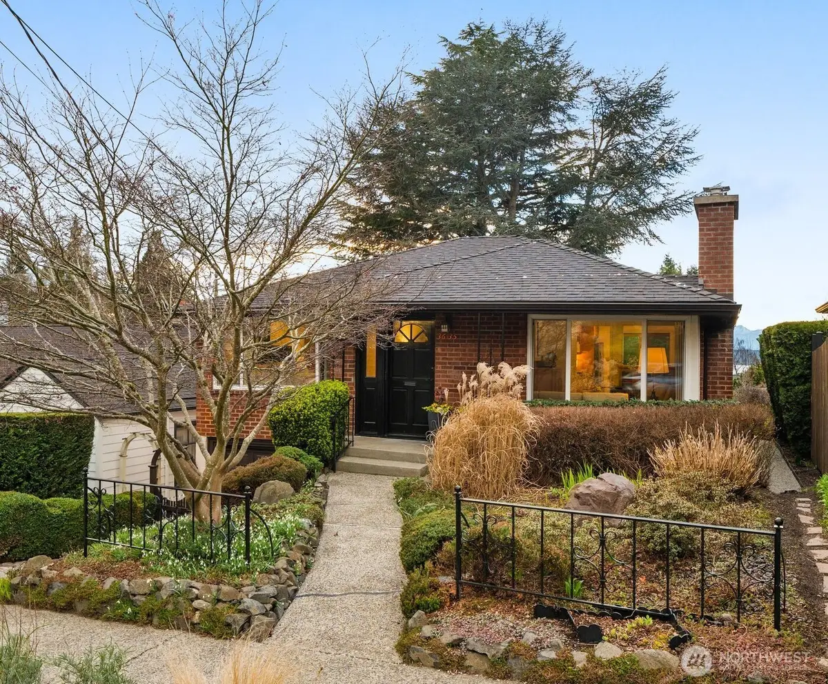 3635 43rd Avenue W, Seattle, WA 98199 - #1