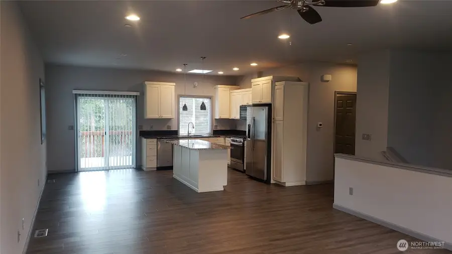 26568 221st Place Se, Maple Valley, WA 98038 - #2