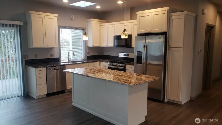 26568 221st Place Se, Maple Valley, WA 98038 - #3