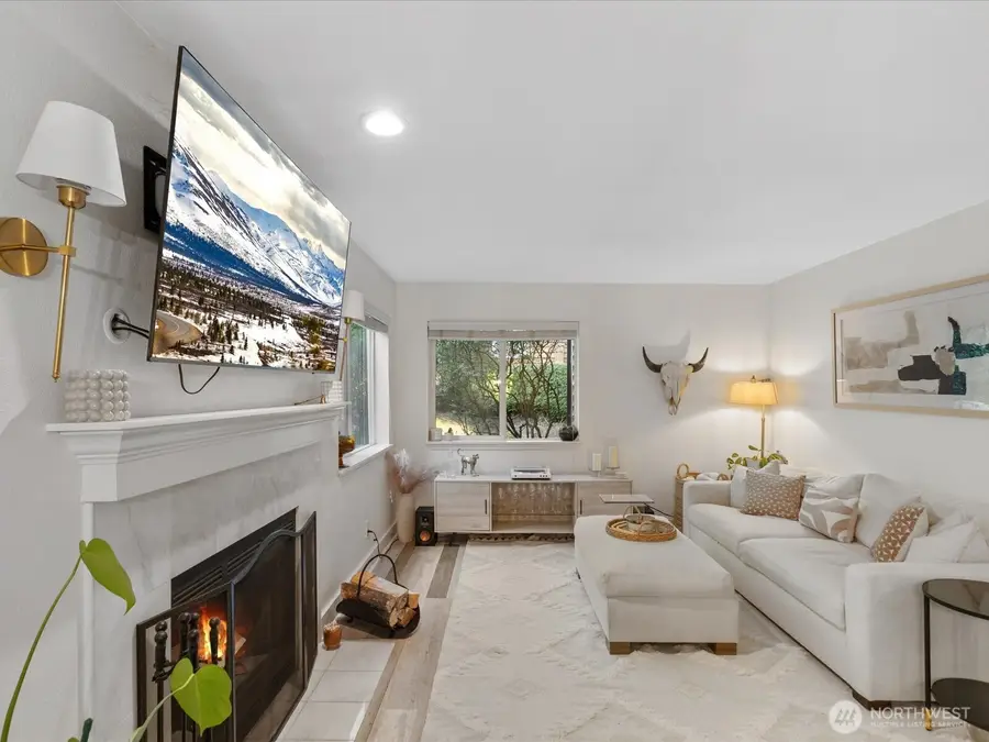 455 Newport Way Nw #302, Issaquah, WA 98027 - #2