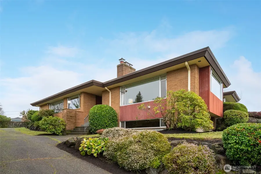 2324 E 17th Street, Bremerton, WA 98310 - #2