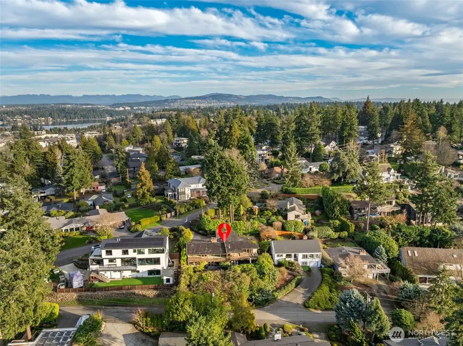 2707 70th Avenue Se, Mercer Island, WA 98040 - Image #3