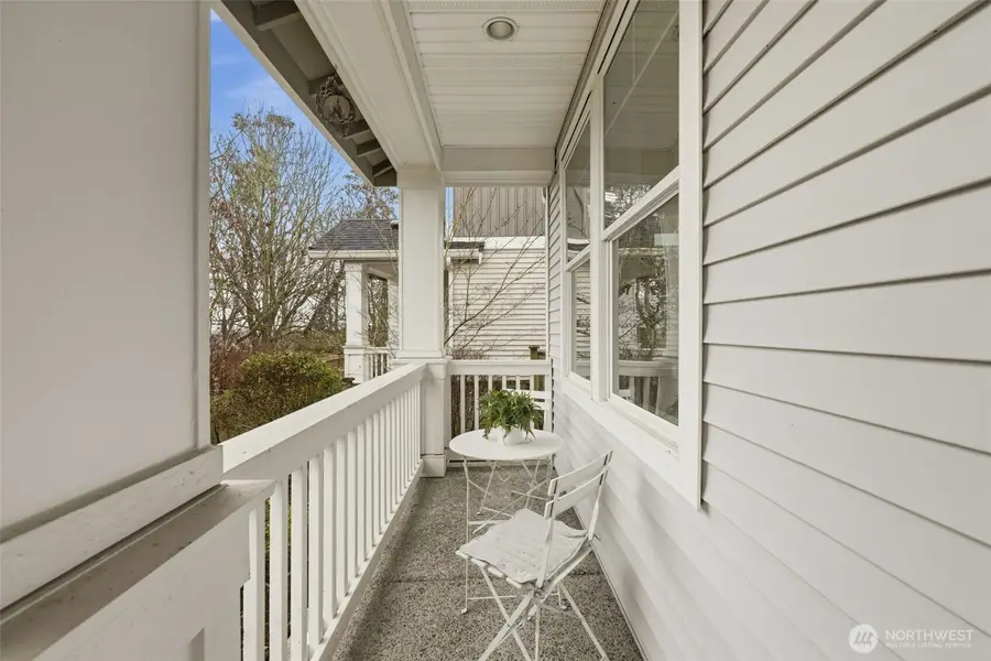 6502 High Point Drive Sw, Seattle, WA 98126 - #3