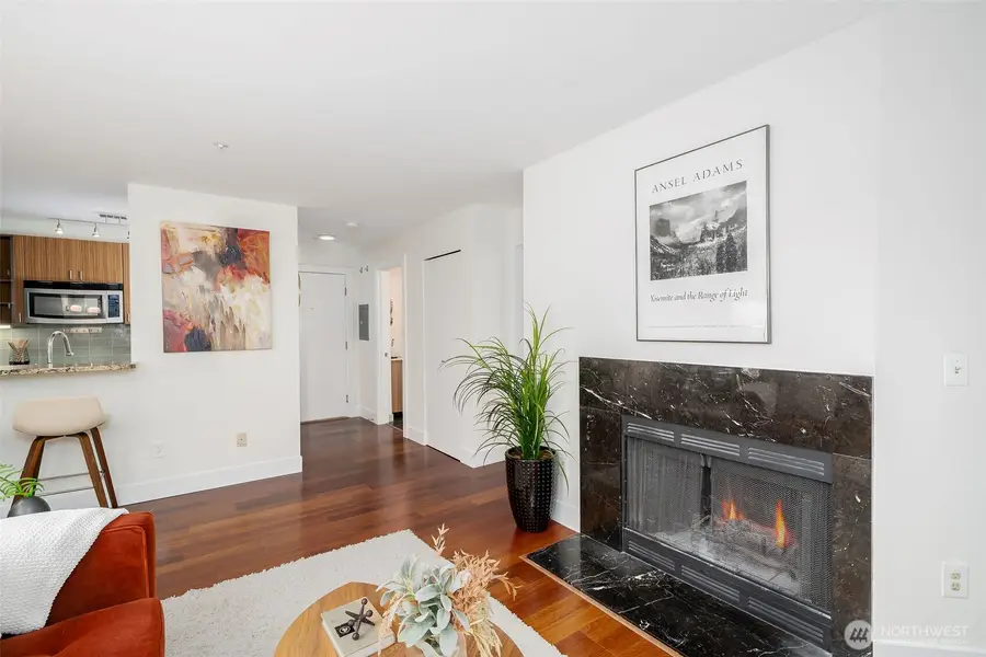 711 E Denny Way #306, Seattle, WA 98122 - #3