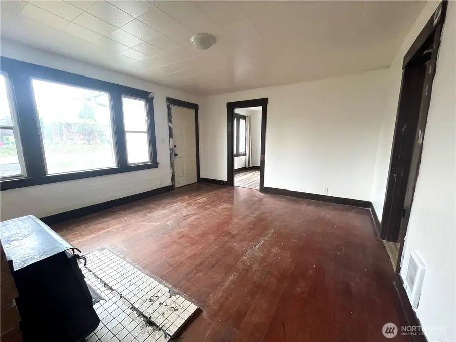 915 Cascade Avenue, Shelton, WA 98584 - #3