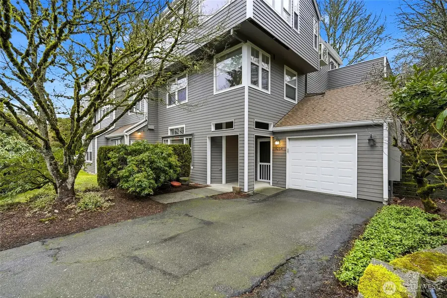 4254 221st Place Se #1088, Issaquah, WA 98029 - #3