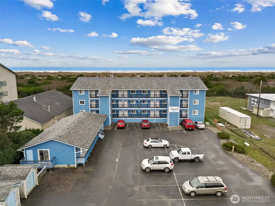 835 Ocean Shores Boulevard Nw #303, Ocean Shores, WA 98569 - #3