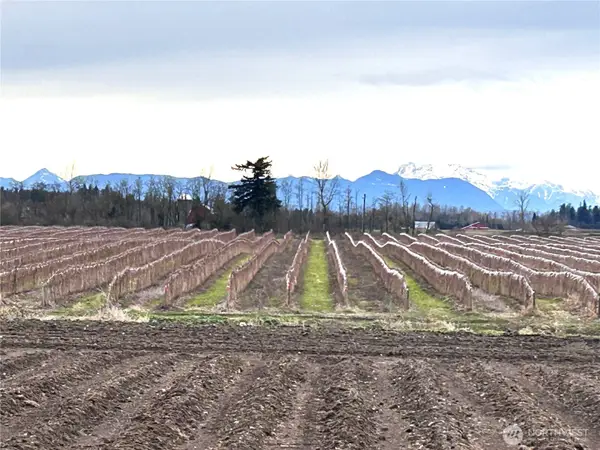 17 Hampton Road #2, Everson, WA 98247