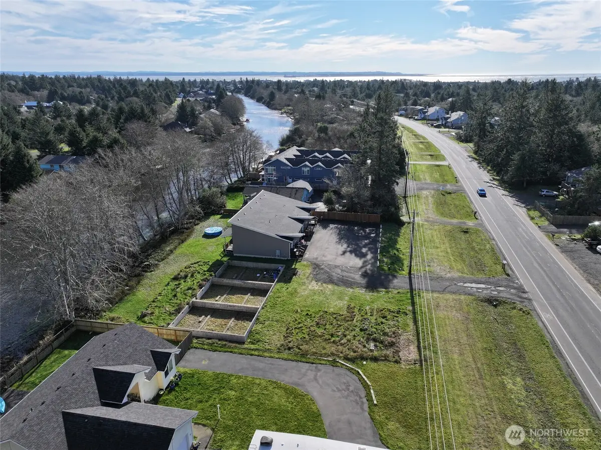 752 Pt. Brown Avenue Se, Ocean Shores, WA 98569 - #1