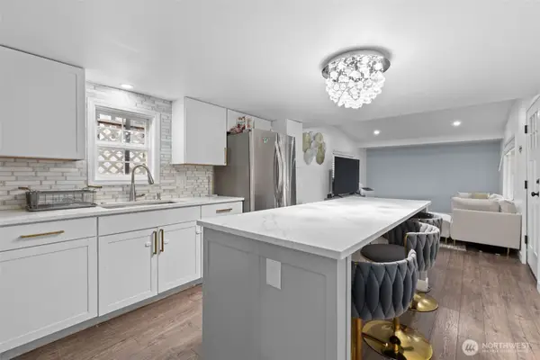 23708 Locust Way #23, Bothell, WA 98021