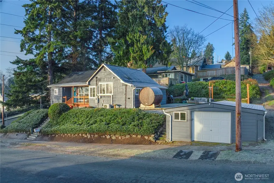 327 S Summit Avenue, Bremerton, WA 98312 - #3