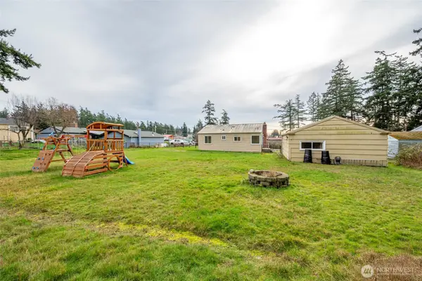 544 NE Easy Street, Oak Harbor, WA 98277