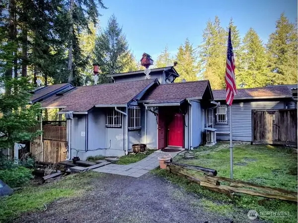 31 E Colvos Pl E, Shelton, WA 98584